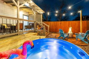 Casa Pajaritos - Pool, Firepit, Backyard near Riverwalk San Antonio